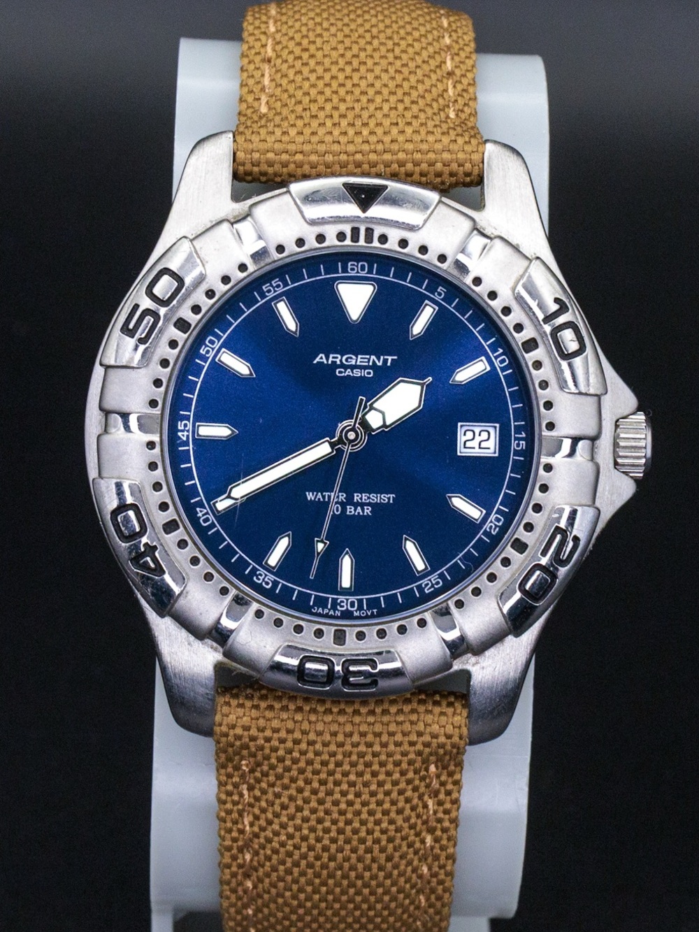 Casio Vintage Argent ARG-100 38mm Japan Import Date Blue Dial Watch